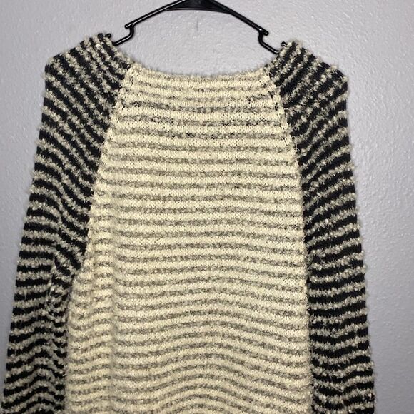 Ann Taylor Loft Fuzzy Striped Knit Soft Sweater Size Large - Picture 10 of 11